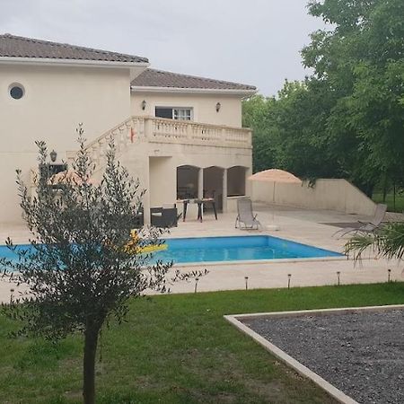 Maison Calme Et Spacieuse Bassens  Kültér fotó